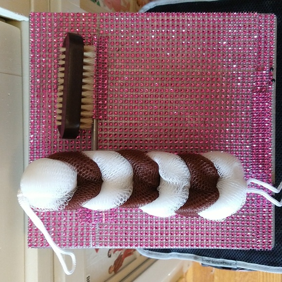 NWOT Men's grooming shower kit gift set - Picture 4 of 7